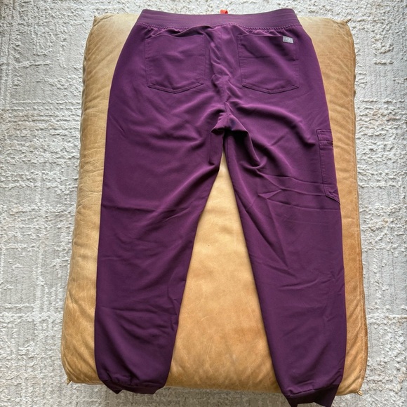 FIGS Deep Purple Set - Picture 7 of 7